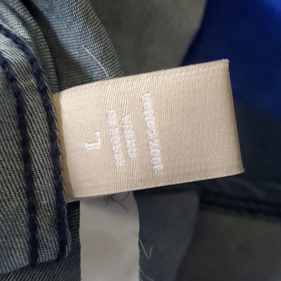 Banana Republic Women's Denim Button Down Shirt L - Picture 3 of 4